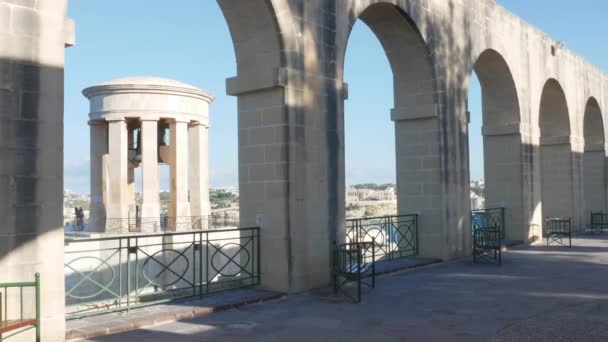 Valletta Malta Uitzicht Klokkentoren Vanaf Het Monument Enea — Stockvideo