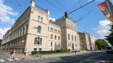 Riga, Letonya, Rainis Bulvarı manzarası