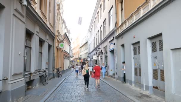 Riga Lettország Kilátás Utcára Óvárosban — Stock videók