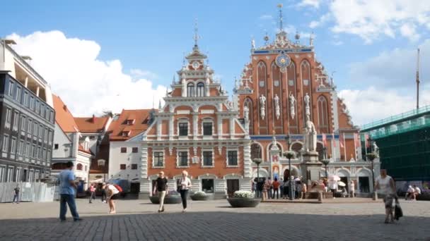 Riga Letónia Casa Dos Cabeças Negras — Vídeo de Stock