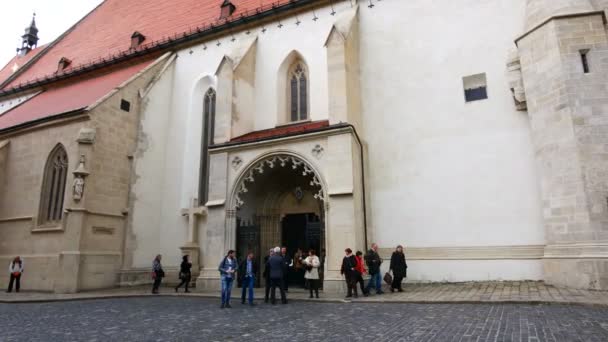 Bratislava Slowakei Haupteingang Der Kirche Martin — Stockvideo