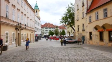 Bratislava, Slovakya, Frantiknske Caddesi manzarası 