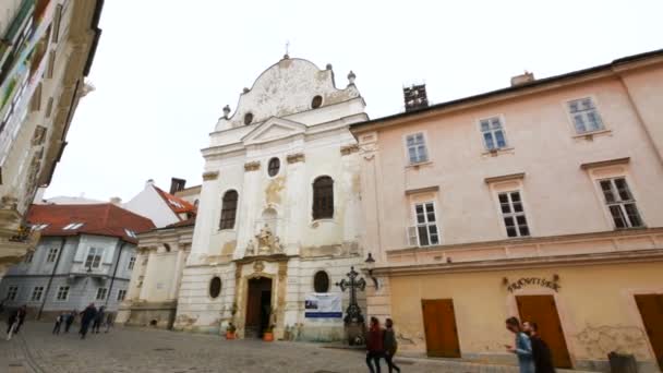 Pozsony Szlovákia Angyali Üdvözlet Temploma — Stock videók