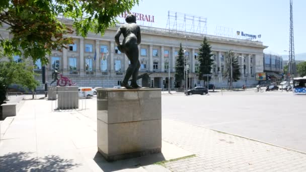 Sofia Bulgarien Statuen Vor Dem Nationalstadion — Stockvideo