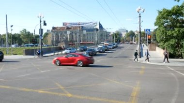 Vilnius, Litvanya, yeşil köprüde trafik