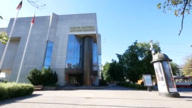 Vilnius, Litvanya, Kongre Binası 'nın girişine bakın.