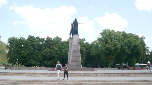 Vilnius Lithuania Monumen Untuk Grand Duke Gediminas — Stok Video