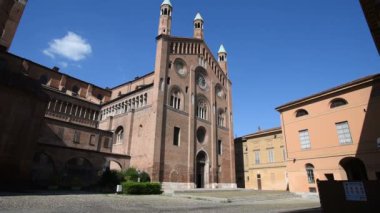 Cremona, İtalya, katedralin arka yüzü.