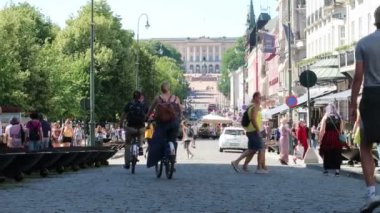 Oslo, Norveç, Karl Johans alışveriş caddesi