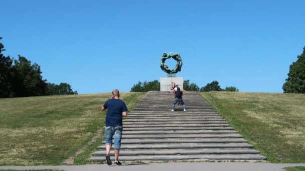 Όσλο Νορβηγία Σκάλες Στο Πάρκο Vigeland — Αρχείο Βίντεο