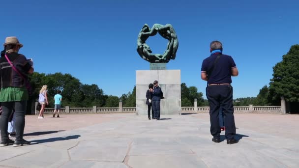 Oslo Norvège Sculpture Dans Parc Vigeland — Video