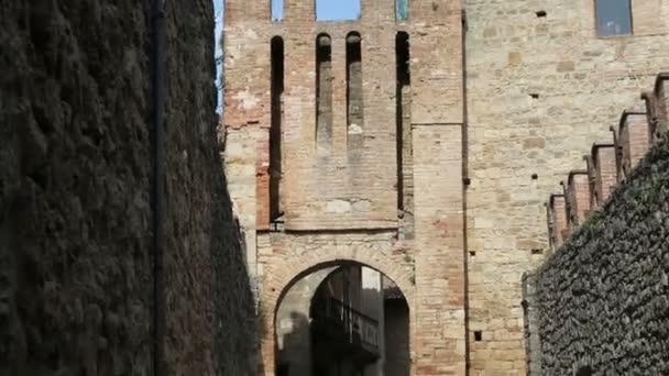 Vigoleno Itália Zoom Para Fora Dentro Castelo — Vídeo de Stock