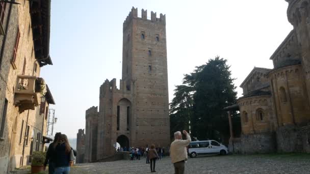 Castell Arquato Italien Tornet Visconti Slott — Stockvideo