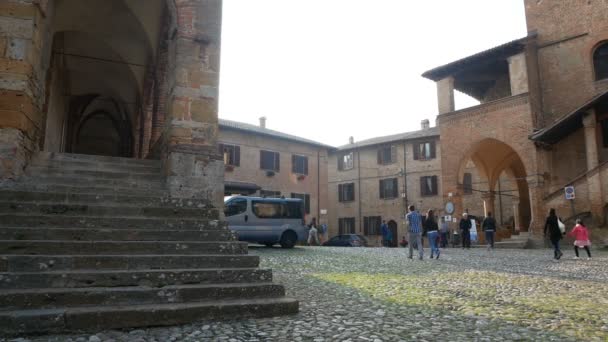 Castell Arquato Italy Вид Площу Мерії — стокове відео