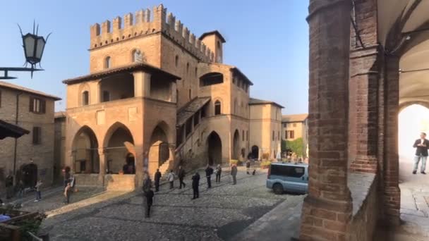 Castell Arquato Italien Pfanne Auf Dem Rathausplatz — Stockvideo