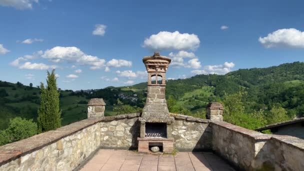 Votigno Canossa Italy Fireplace Panoramic Terrace — Stock Video