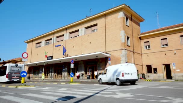 Ferrara Italien Der Bahnhof — Stockvideo