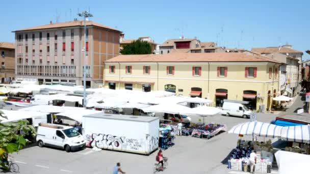Феррара Италия Рынок Площади Травальо — стоковое видео