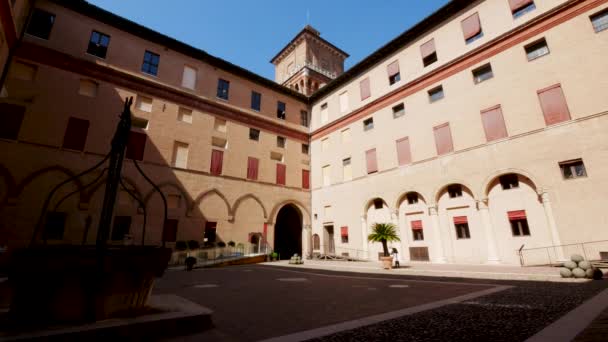 Ferrara Italia Vista Corte Dentro Del Castillo Este — Vídeo de stock
