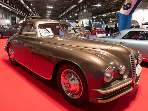 Milan, İtalya, 2025 Kasım, 21 Kasım, otoklasik gösteri, Alfa Romeo 6C 2500