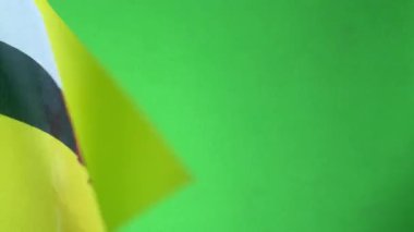 Dünyanın bayrakları, Brunei bayrağı yeşil ekranda