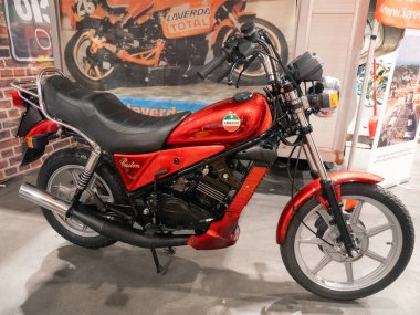 Piacenza, İtalya, 2026, Şubatın 9 'u, klasik bisiklet fuarı, Laverda Gümrüğü