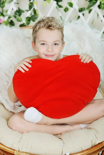 Baby cupid with heart — Stock Photo, Image