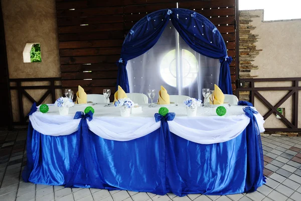 Decoração de mesa de casamento em azul — Fotografia de Stock