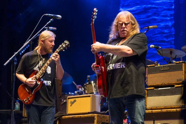 Arrington Usa 2014 Derek Trucks Warren Haynes Interpretan Allman Brothers Imágenes De Stock Sin Royalties Gratis