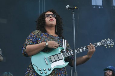 Las Vegas, NV / USA - 10 / 26 / 2013: Brittany Howard Life Is Beautiful Music Festival 'inde Alabama Shakes' i yönetiyor. Atina, Alabama 'dan Grammy ödüllü bir grup. 1,5 milyondan fazla albüm sattılar.. 