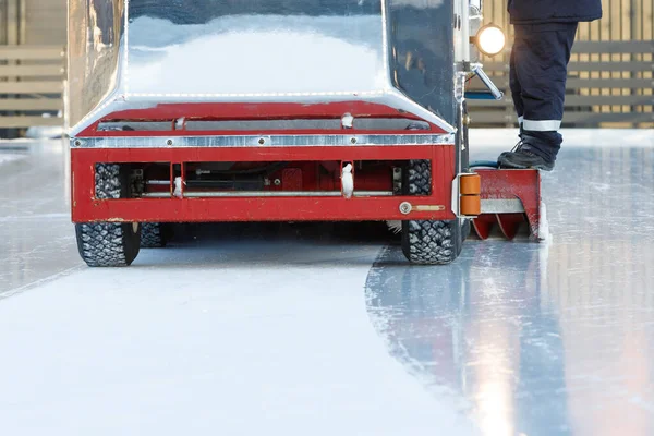 Préparation Glace Patinoire Entre Les Séances Soirée Extérieur Glace Polie — Photo