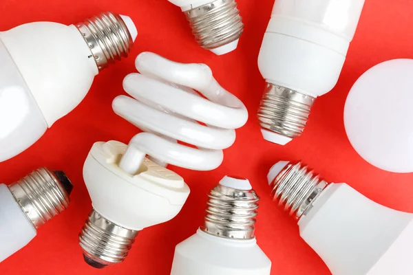 Passé Halogène Incandescent Fluorescent Cfi Led Lumens Lumière Ampoules Économie — Photo