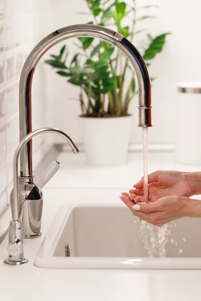 Woman Washing Cleaning Her Hands Flowing Tap Water Sink Kitchen — Stock Photo, Image
