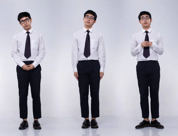 20代アジアのビジネスマン黒髪の白いシャツの完全な長さの体の肖像画 Office男身に着けている眼鏡 エクスプレス感とポーズ以上グレー背景孤立 — ストック写真