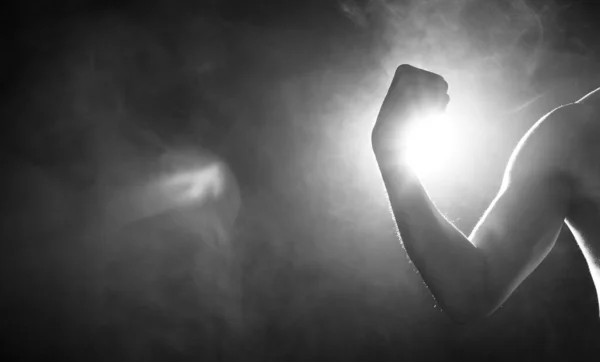Силуетна Абстракція Людської Руки Намагаються Досягти Сонця Захопити Надію Майбутнє — стокове фото
