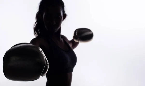 Silueta Cuerpo Delgado Young Fitness Woman Ponche Guantes Boxeo Para —  Fotos de Stock