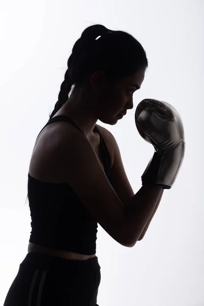 Silueta Cuerpo Delgado Young Fitness Woman Ponche Guantes Boxeo Para —  Fotos de Stock