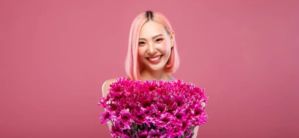 Medio Cuerpo Retrato Los Años Mujer Asiática Moribunda Rosa Pelo —  Fotos de Stock