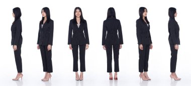 Kolaj Grubu 20 'li yaşlardaki Asyalı kadınların tam boy resmi resmi siyah uzun saçlı resmi takım elbise ve ayakkabılar. İş kadını dikiliyor ve 360 derece dönüyor. Arka planda beyaz arka plan izole edilmiş.
