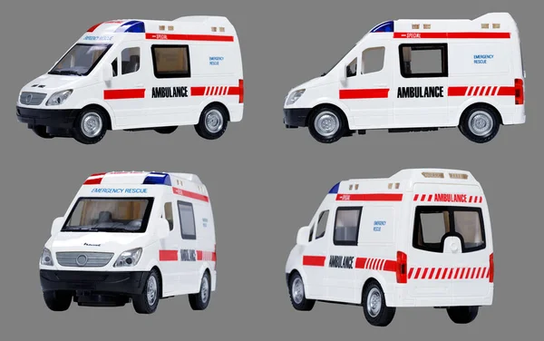 急救车用于紧急事故或运送病人到医院 小白玩具在许多不同角度的观点 灰色背景隔离 — 图库照片