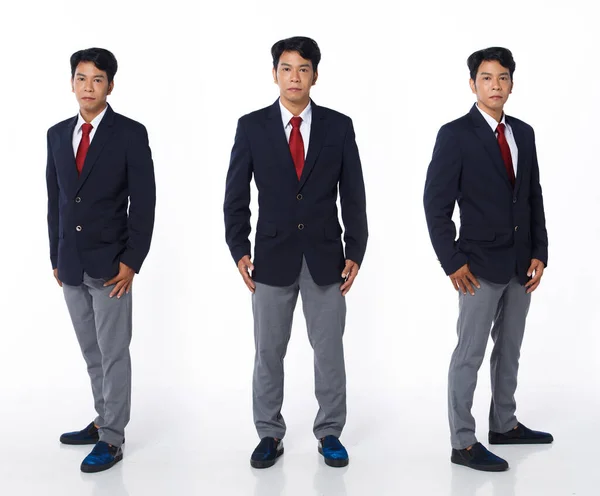 아시아 남성은 바지와 신발을 착용하고 강사는 백지에 고립된 자신의 경력을 — 스톡 사진