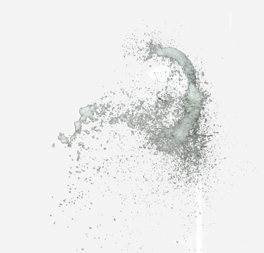 Kabarık beyaz kar, havada süzülüyor ya da havada süzülüyor. Kara arka planda kar yağışı izole edildi. Kara gece üzerine düşen kar tozu elementi