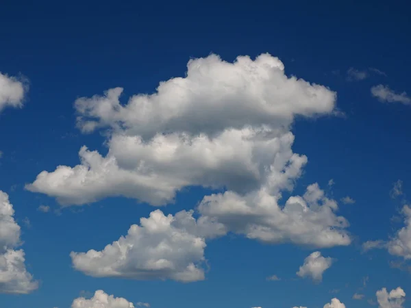 Awan Yang Indah Langit Yang Indah Musim Panas Rusia — Stok Foto