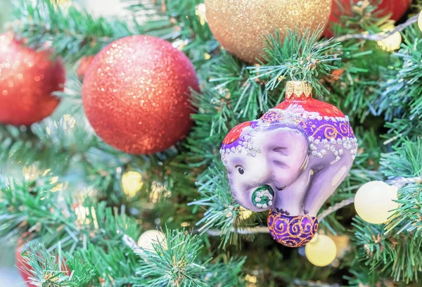 Giocattolo Vetro Dell Albero Natale Forma Elefante Circense Una Palla — Foto Stock