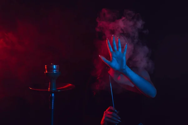 Hookah atmosphere. Hand of a girl in hookah smoke. — Stock Photo, Image