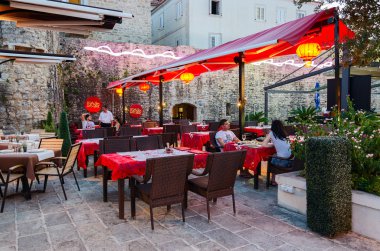 Çin Restoran Shanghai, Old Town, Budva, Karadağ