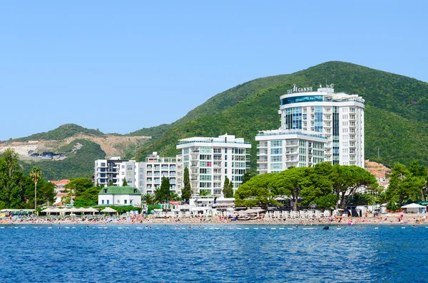 View from sea to Slavic beach in Budva, Montenegro — Stock Photo, Image