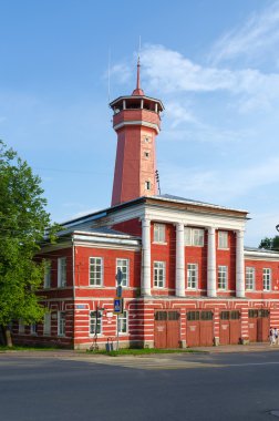 Gözetleme kulesi ile itfaiye binası, Uglich, Rusya