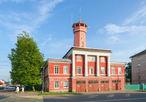Edificio del departamento de bomberos con atalaya, Uglich, Rusia —  Fotos de Stock
