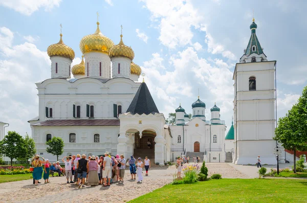 聖トリニティイパティエフスキー男性修道院、コストロマ、ロシアのゴールデンリング — ストック写真